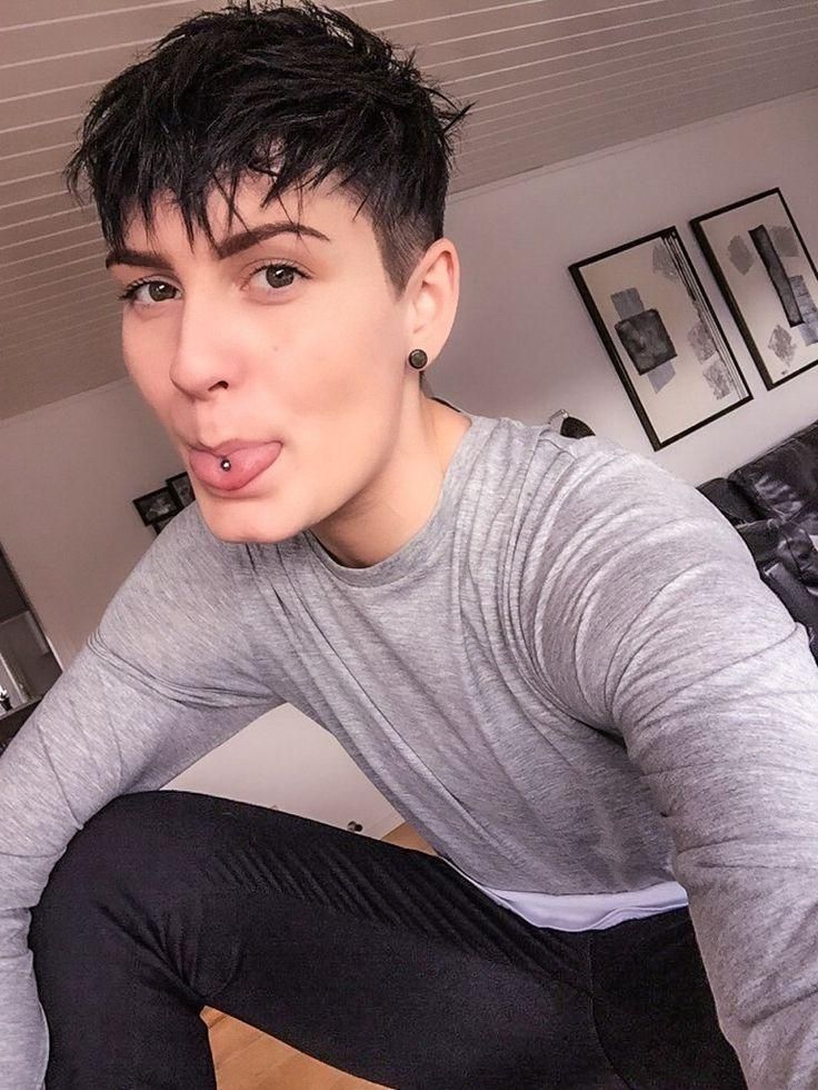 150 Best Hair Androgynous Lesbian Dyke Haircuts, Pixie Hair, Short With Regard To Long Queer Hairstyles (View 14 of 15)
