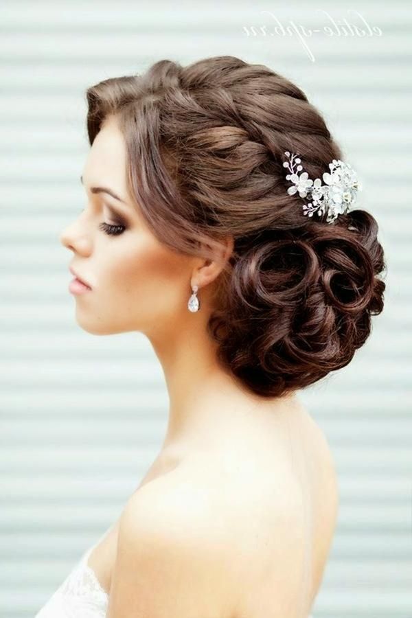 20 Creative And Beautiful Wedding Hairstyles For Long Hair For Wedding Long Hairdos (View 7 of 15)