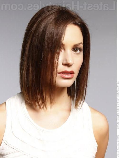 20 Flattering Hairstyles For Long Faces Throughout Hairstyles Long Narrow Face (View 3 of 15)
