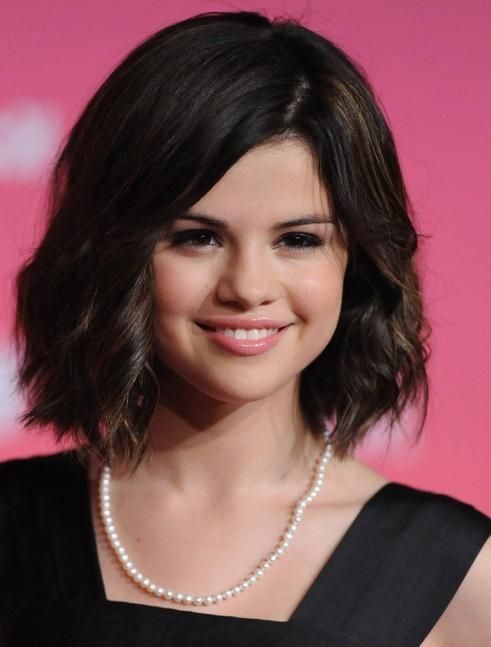 20 Selena Gomez Hairstyles – Popular Haircuts Regarding Neck Long Hairstyles (View 15 of 15)