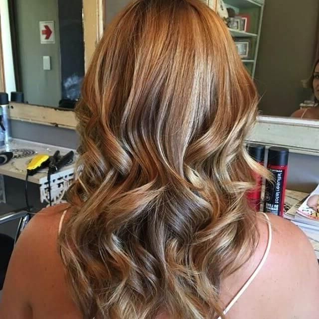 21+ Blonde Highlights That Are Trending In 2017 With Regard To Long Hairstyles With Blonde Highlights (View 6 of 15)