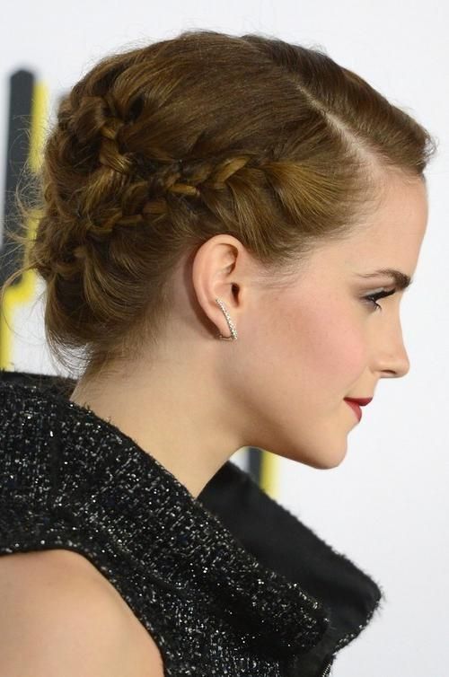 23 Emma Watson Hairstyles Emma Watson Hair Pictures – Pretty Designs In Long Hairstyles Updos  (View 7 of 15)