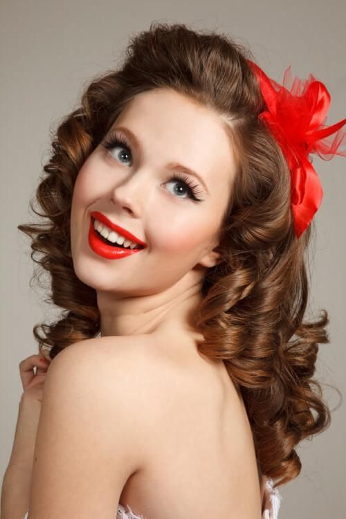 30 Pin Up Hairstyles That Scream "retro Chic" (tutorials Included) With Long Hairstyles Vintage (View 8 of 15)