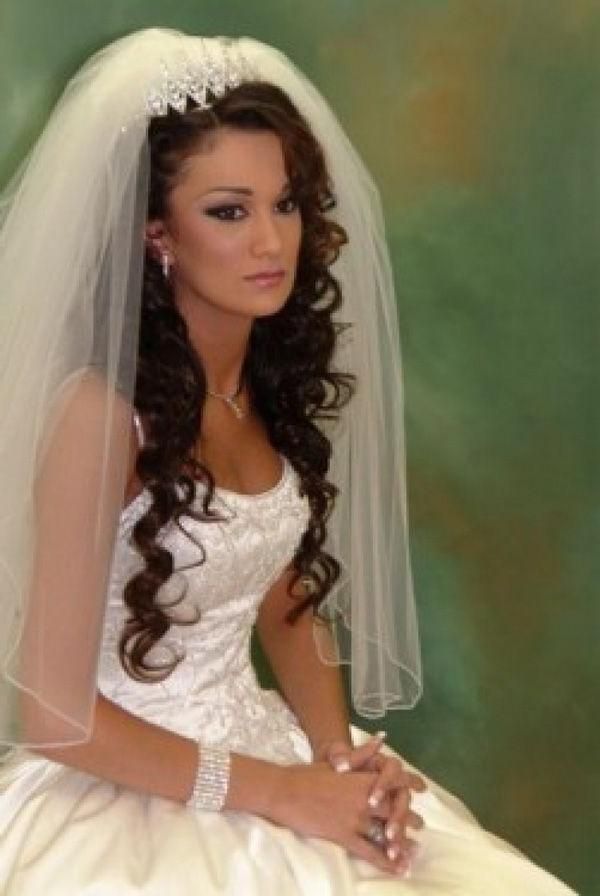 686 Best All Bridal Images On Pinterest | Marriage, Wedding Throughout Long Hairstyles Veils Wedding (Gallery 5 of 15)