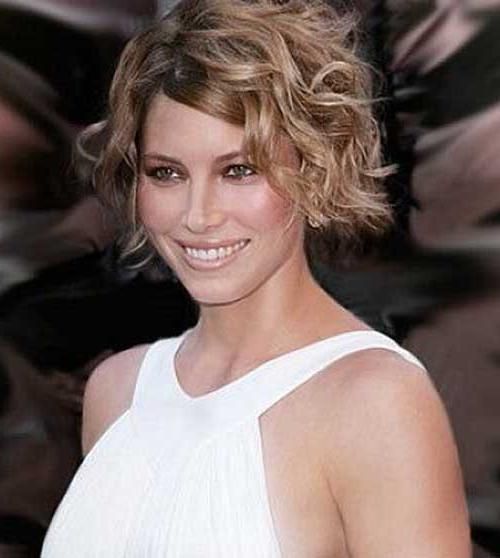 15 Latest Short Curly Hairstyles For Oval Faces | Short Hairstyles Pertaining To Short Bobs For Oval Faces (View 9 of 15)