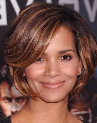 Best 10+ Hairstyles For Over 40 Ideas On Pinterest | 2014 Short For Short Hairstyles For Over 40 Year Old Woman (View 13 of 15)