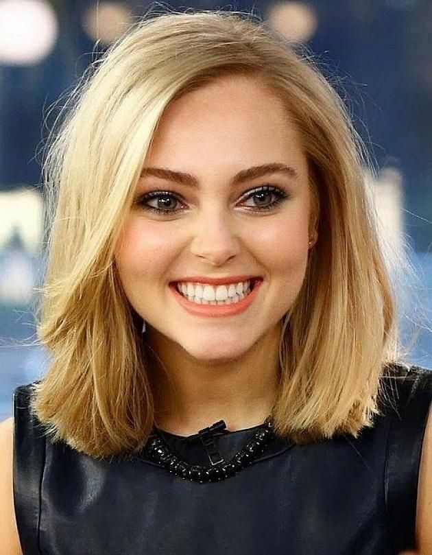 Best 20+ Round Face Short Hair Ideas On Pinterest | Haircuts For Throughout Medium Short Hairstyles Round Faces (View 8 of 15)