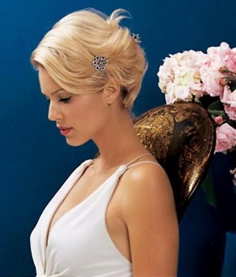 Best 25+ Short Bridal Hairstyles Ideas On Pinterest | Short Pertaining To Brides Hairstyles For Short Hair (View 2 of 15)