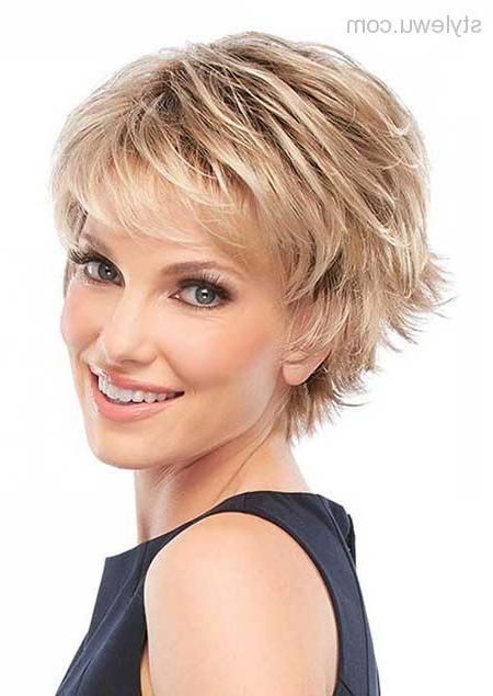 2021 Popular  Short Layered  Hairstyles  For Fine Hair Over  50 
