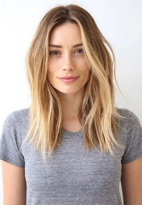 Best 25+ Straight Haircuts Ideas On Pinterest | Medium Straight Pertaining To Short Medium Straight Hairstyles (View 11 of 15)
