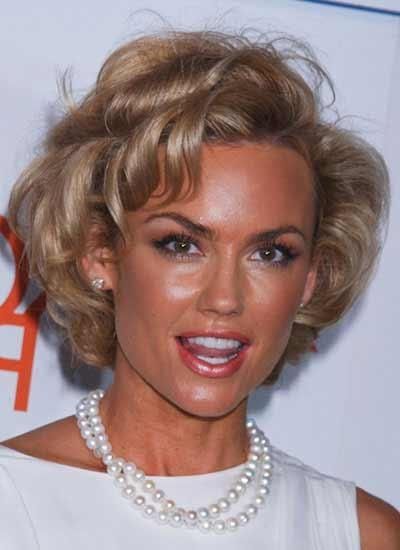 Its Kelly Carlson's Style Pertaining To Short Curly Blow Dry (View 11 of 15)