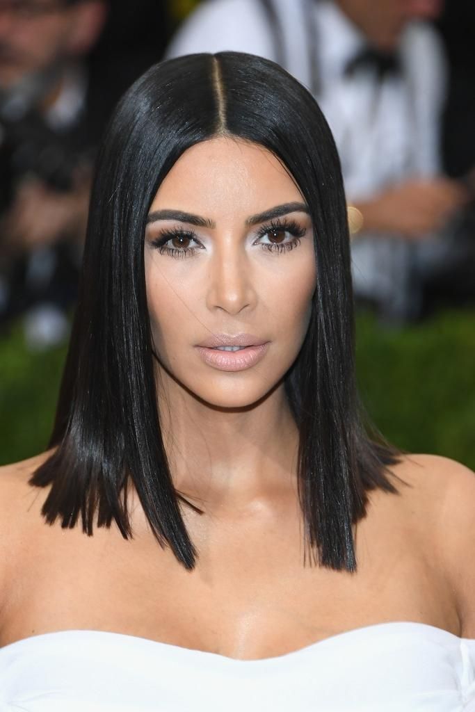 Kim Kardashian Style, Fashion & Looks – Stylebistro Pertaining To Kim Kardashian Short Hairstyles (View 12 of 15)