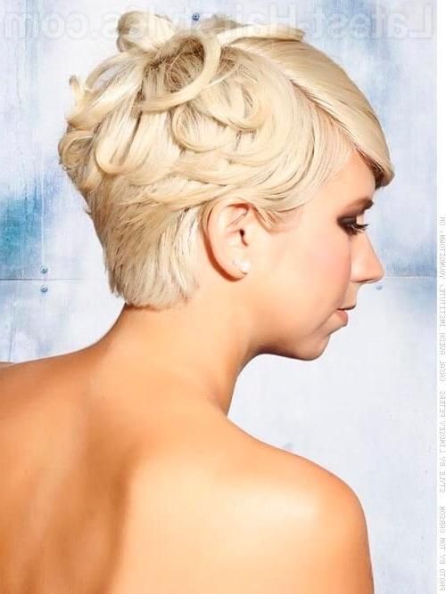 Prom Hairstyles For Short Hair – Pictures And How To's Intended For Cute Short Hairstyles For Homecoming (View 14 of 15)