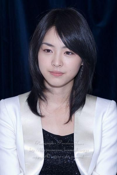 Best 25+ Medium Asian Hairstyles Ideas On Pinterest | Asian Hair Regarding Korean Women Hairstyles For Medium Hair (View 9 of 15)