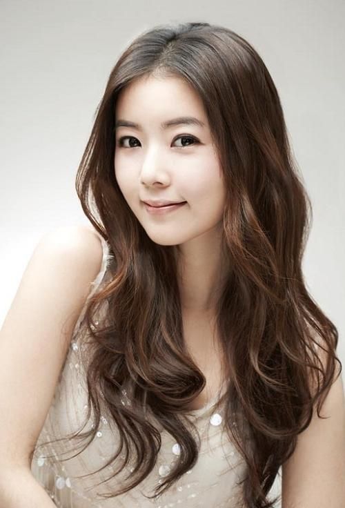 Long Hairstyle Korean Boy Korean Hairstyle For Women With Long Inside Korean Long Haircuts For Women (Gallery 36 of 292)