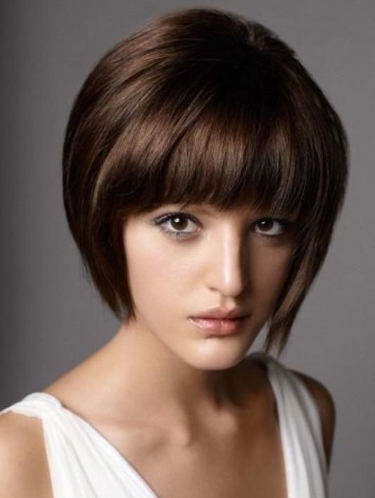 Short Haircuts With Bangs – Side Swept, Choppy & Straight Across Inside Short Haircuts With Straight Bangs (View 2 of 15)