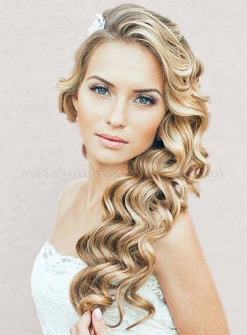 2018 Long Hairstyles For Weddings Hair Down Throughout Long Wedding Hairstyles – Hair Down Wavy Wedding Hairstyle (View 3 of 15)