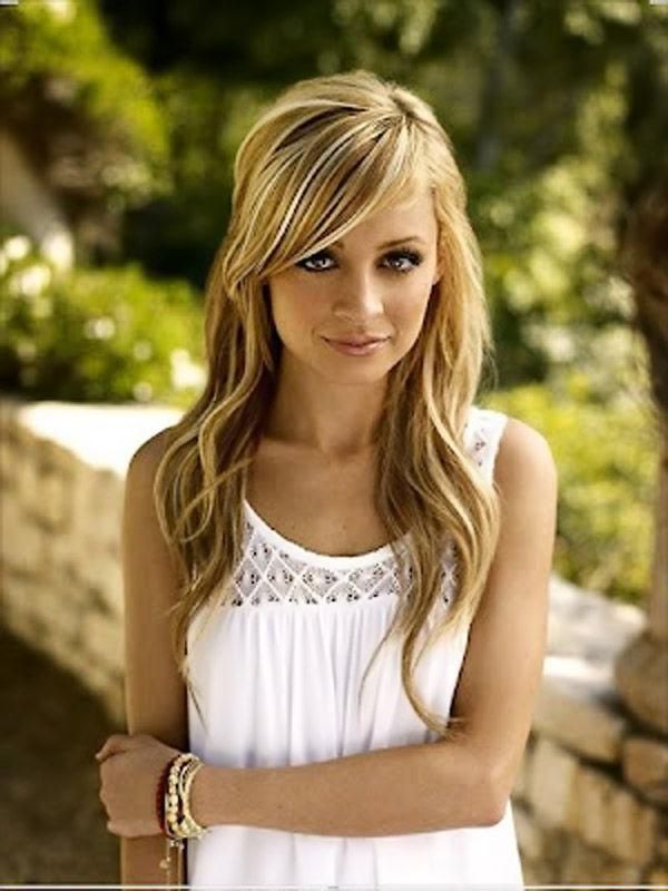 Best And Newest Long Hairstyles With Swoop Bangs For Swoop Bang Hairstyles – Billedstrom (View 3 of 15)