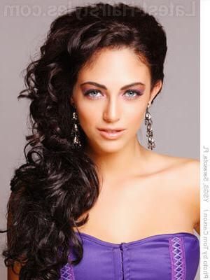 Most Up To Date Side Long Hairstyles Pertaining To 11 Romantic Side Ponytails For Long Hair (View 14 of 15)