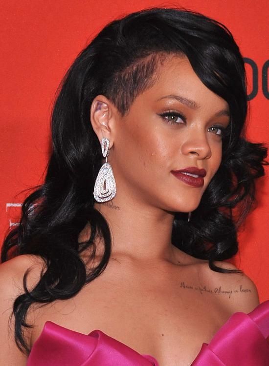 Well Known Rihanna Side Swept Big Curly Bob Hairstyles With Regard To 50 Best Rihanna Hairstyles (View 9 of 15)