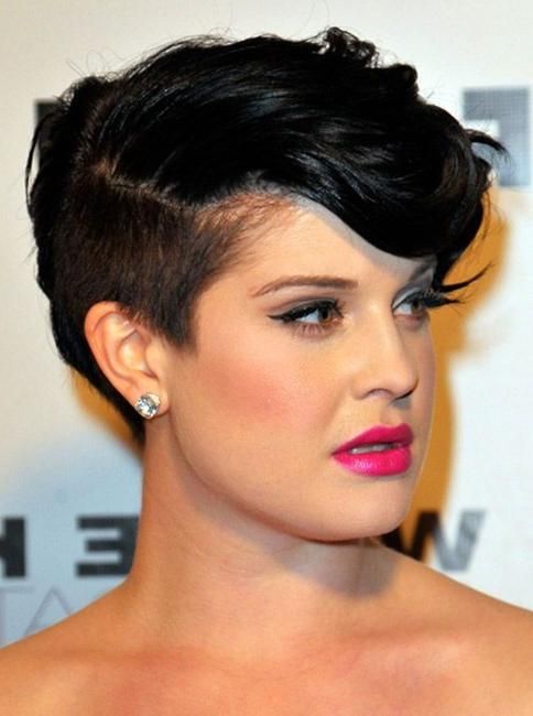 10 Easy, Short Hairstyles For Round Faces – Popular Haircuts Within Short Haircuts For Round Faces Black Women (View 19 of 20)