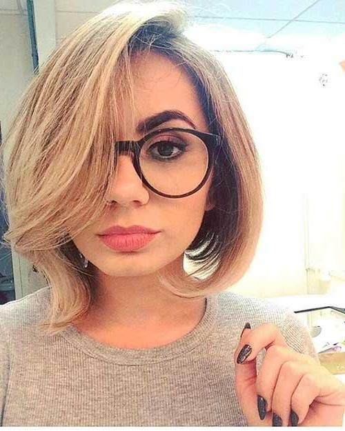 20+ Latest Short Hairstyles For Round Face Shape | Short Intended For Short Haircuts For Round Faces And Glasses (View 9 of 20)