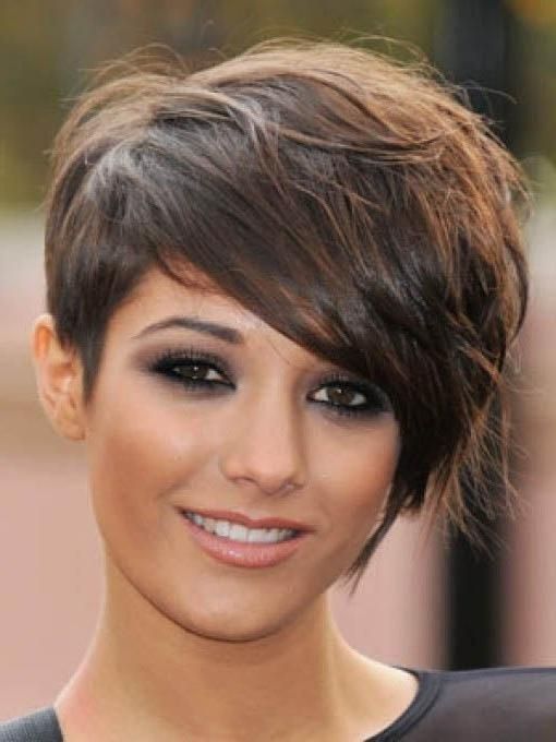 20 Unbeatable Short Hairstyles For Long Faces [2018] In Short Haircuts With Longer Bangs (Gallery 19 of 20)