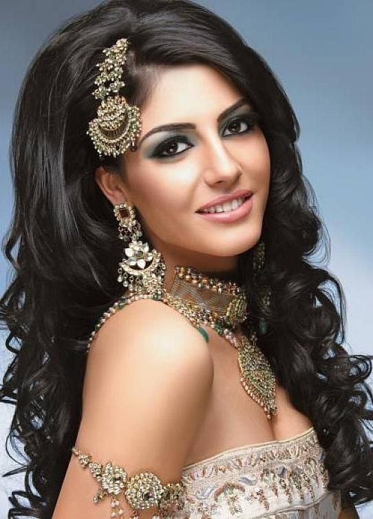 2017 Indian Wedding Long Hairstyles Intended For Long Hairstyle For Curly Hair For Indian Brides | News Share (View 13 of 20)
