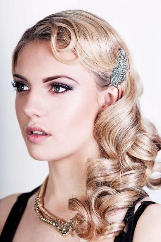 2018 Flapper Girl Long Hairstyles Within Best 25+ Flapper Hairstyles Ideas On Pinterest | Gatsby Hair (View 1 of 20)