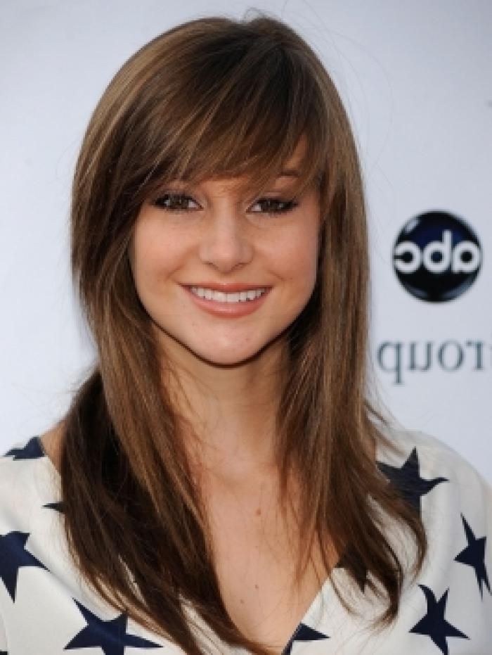 2018 Side Fringe Long Hairstyles Within 26 Most Glamorous Looking Haircuts With Side Bangs – Hottest Haircuts (View 9 of 20)