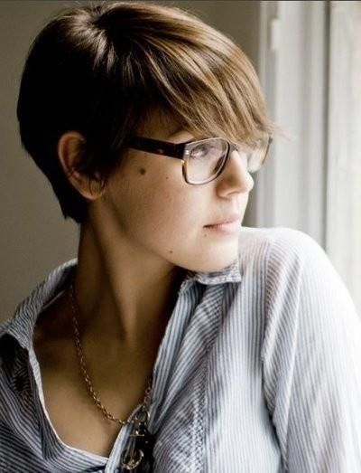 207 Best Ladies That Wear Glasses Images On Pinterest | Beautiful Throughout Short Haircuts For Women Who Wear Glasses (View 18 of 20)
