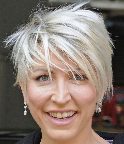 30 Hottest Short Layered Hairstyles For Women Over 50 – Hottest For Choppy Short Haircuts For Fine Hair (View 14 of 20)