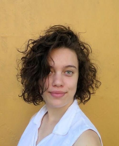 31 Sexy Short Curly Hairstyles & Haircuts For 2018 With Regard To Curly Short Hairstyles For Oval Faces (View 17 of 20)