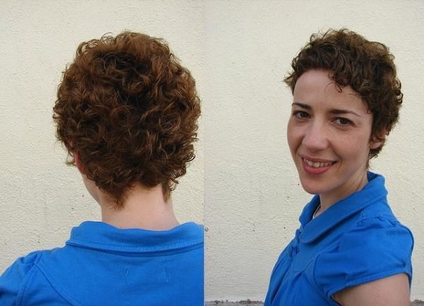 40 Awesome Short Haircuts For Curly Hair – Slodive In Short Haircuts For Very Curly Hair (View 8 of 20)