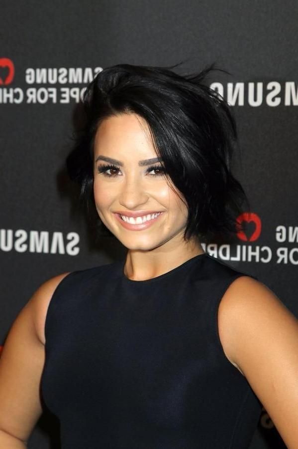 Best 25+ Demi Lovato Short Hair Ideas On Pinterest | Demi Lovato Throughout Demi Lovato Short Hairstyles (View 7 of 20)