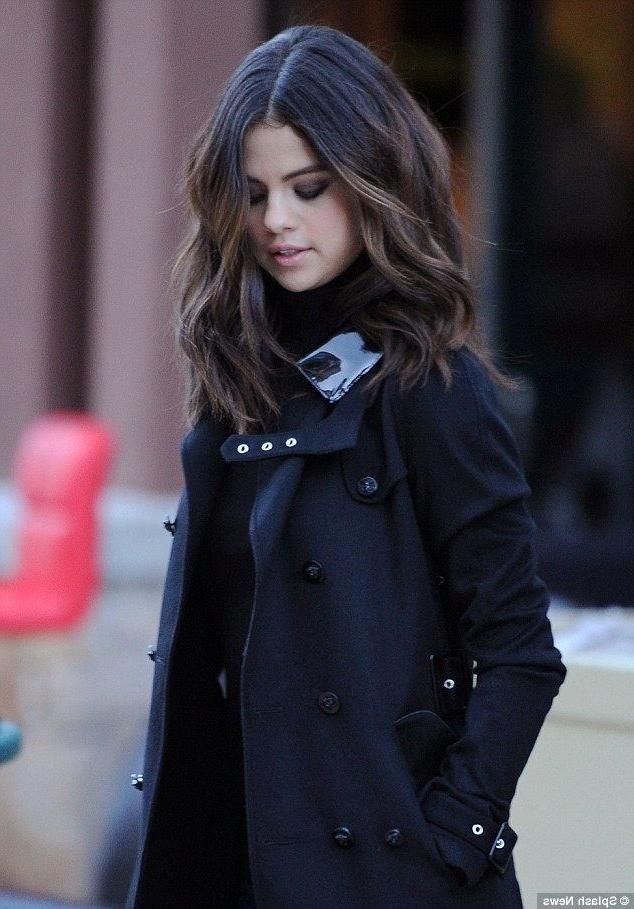 Best 25+ Selena Gomez Short Hair Ideas On Pinterest | Selena Gomez Regarding Selena Gomez Short Haircuts (View 15 of 20)