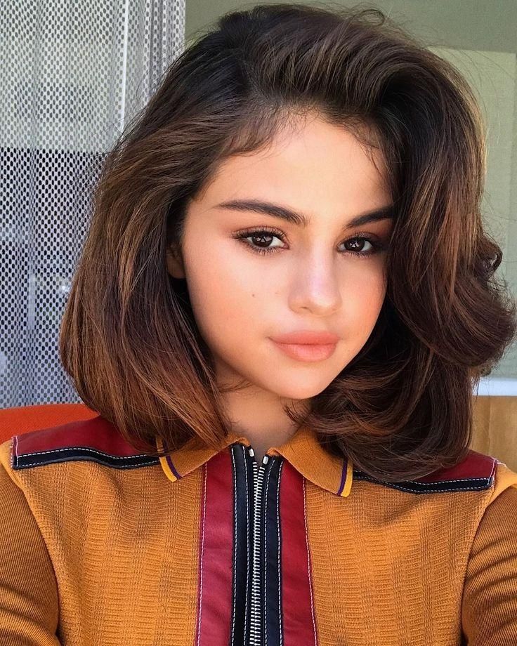 Best 25+ Selena Gomez Short Hair Ideas On Pinterest | Selena Gomez With Selena Gomez Short Hairstyles (View 3 of 20)