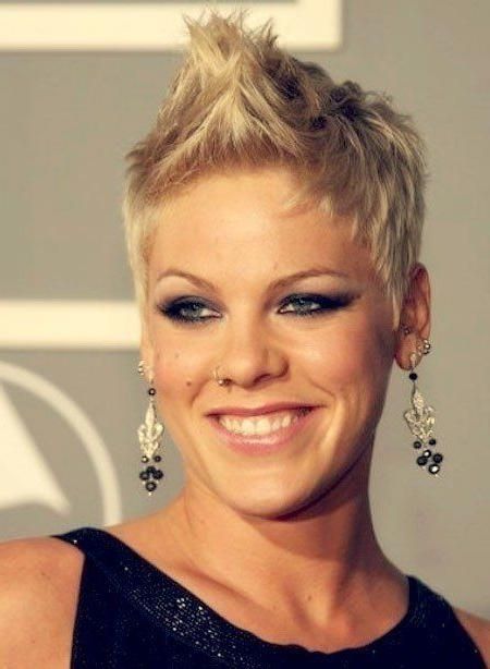 Best 25+ Singer Pink Hairstyles Ideas On Pinterest | Pink Singer For Pinks Short Haircuts (View 14 of 20)