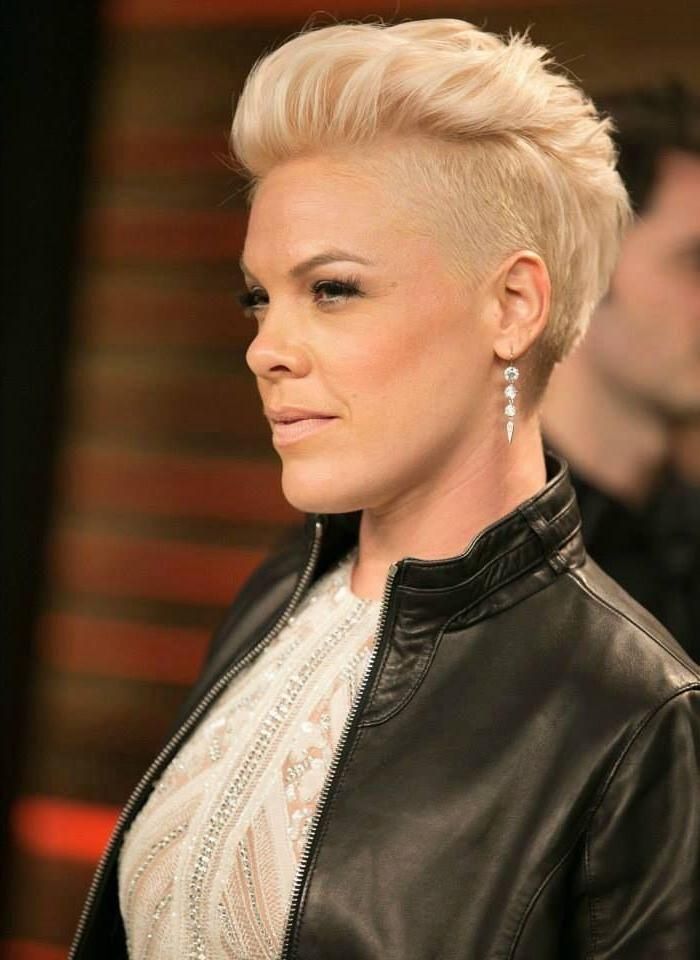 Best 25+ Singer Pink Hairstyles Ideas On Pinterest | Pink Singer With Regard To Pink Short Hairstyles (View 13 of 20)