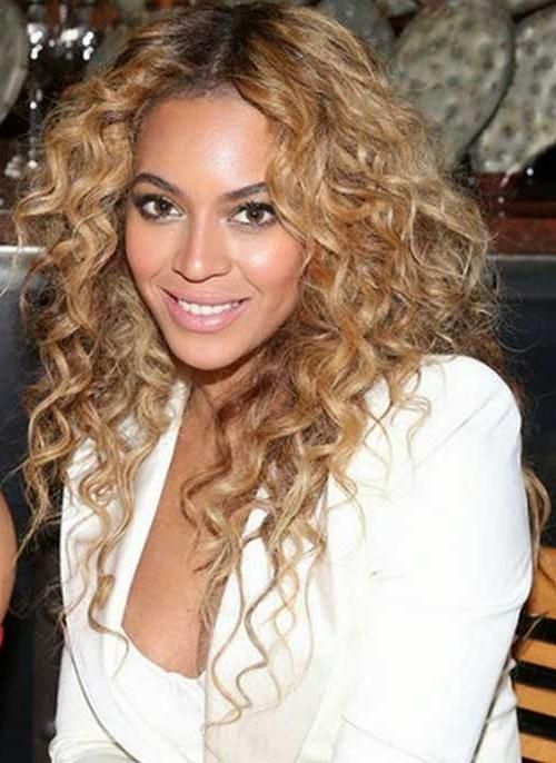 Best And Newest Long Hairstyles With Layers And Curls Pertaining To 35 Long Layered Curly Hair | Hairstyles & Haircuts 2016 – 2017 (Gallery 2 of 20)