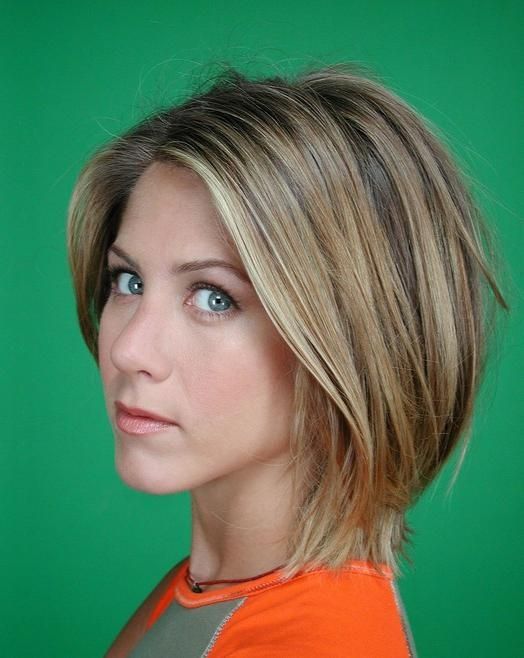 Easy Daily Short Haircut For Women: Sleek Bob Cut – Jennifer Pertaining To Short Haircuts For Women In Their 40s (View 13 of 20)