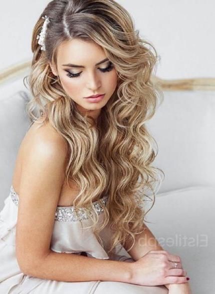 Latest Cute Long Hairstyles For Prom Inside 25+ Unique Homecoming Hairstyles Ideas On Pinterest | Hair Styles (View 18 of 20)
