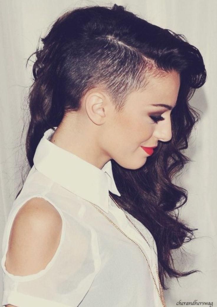 Most Recent Shaved Side Long Hairstyles With Más De 25 Ideas Increíbles Sobre Long Hair Shaved Sides En (View 13 of 20)