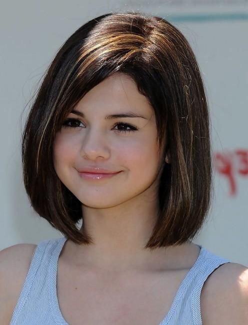 Selena Gomez Short Hairstyles: Classic Straight Bob Haircut Intended For Selena Gomez Short Haircuts (View 4 of 20)