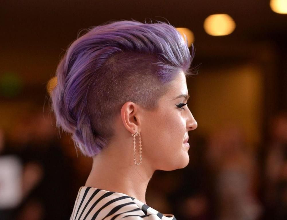 Shaved Sides Hairstyles For Women — Fitfru Style : Shaved Sides With Short Hairstyles With Shaved Sides For Women (View 19 of 20)