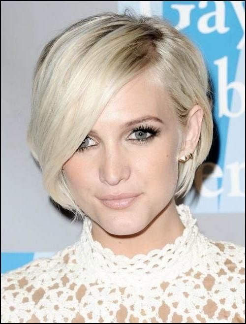 Short Bob Hairstyles From Celebrities | New Haircuts To Try For In Ashlee Simpson Short Haircuts (View 7 of 20)