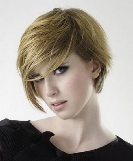 Short Haircuts For Women In Their 20s – Hairs Picture Gallery For Short Haircuts For Women In 20s (View 7 of 20)