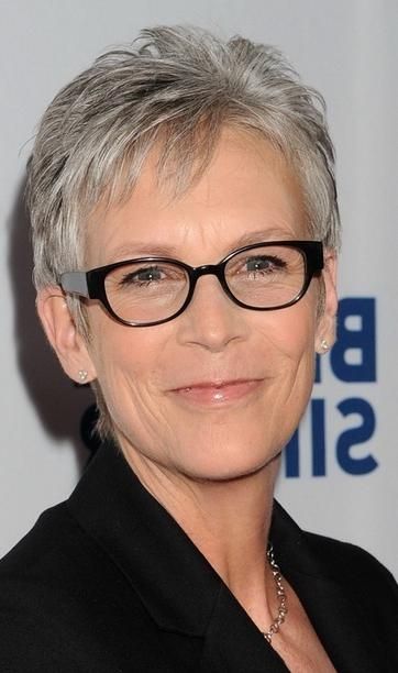 Short Haircuts For Women Who Wear Glasses – Hairs Picture Gallery In Short Hairstyles For Women Who Wear Glasses (View 10 of 20)