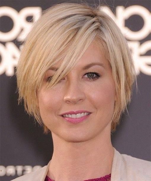 Short Hairstyles And Cuts | Short Haircuts For Fine Hair And Round With Regard To Short Hairstyles For Round Faces And Thin Fine Hair (View 2 of 20)