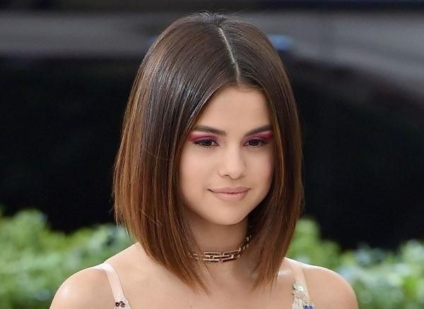 The 25+ Best Selena Gomez Short Hair Ideas On Pinterest | Selena With Selena Gomez Short Haircuts (View 9 of 20)